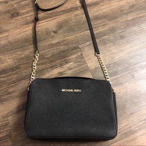 Black purse